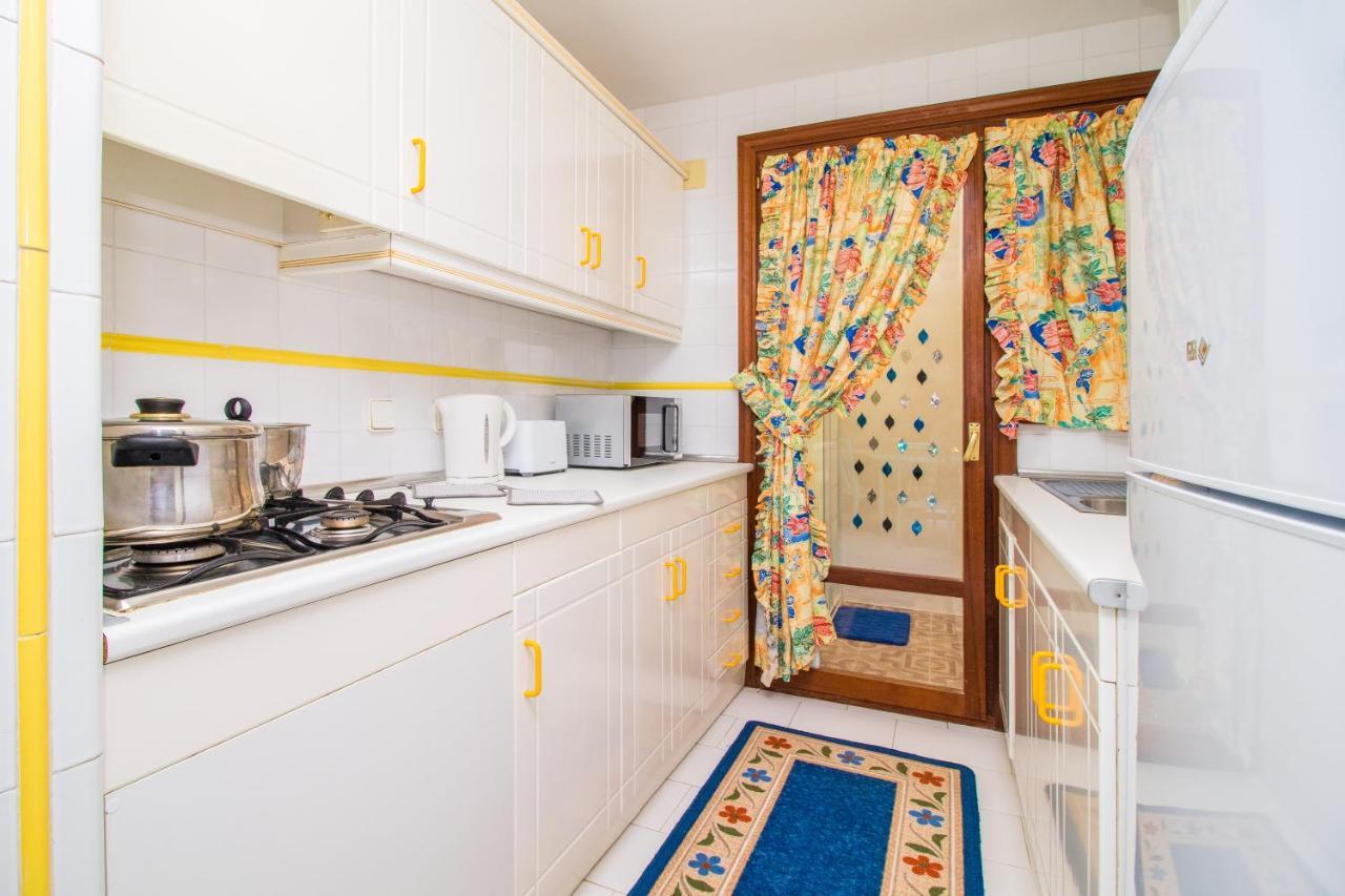 Nice House With Tennis Court,Sports And Playground 또레비에하 외부 사진