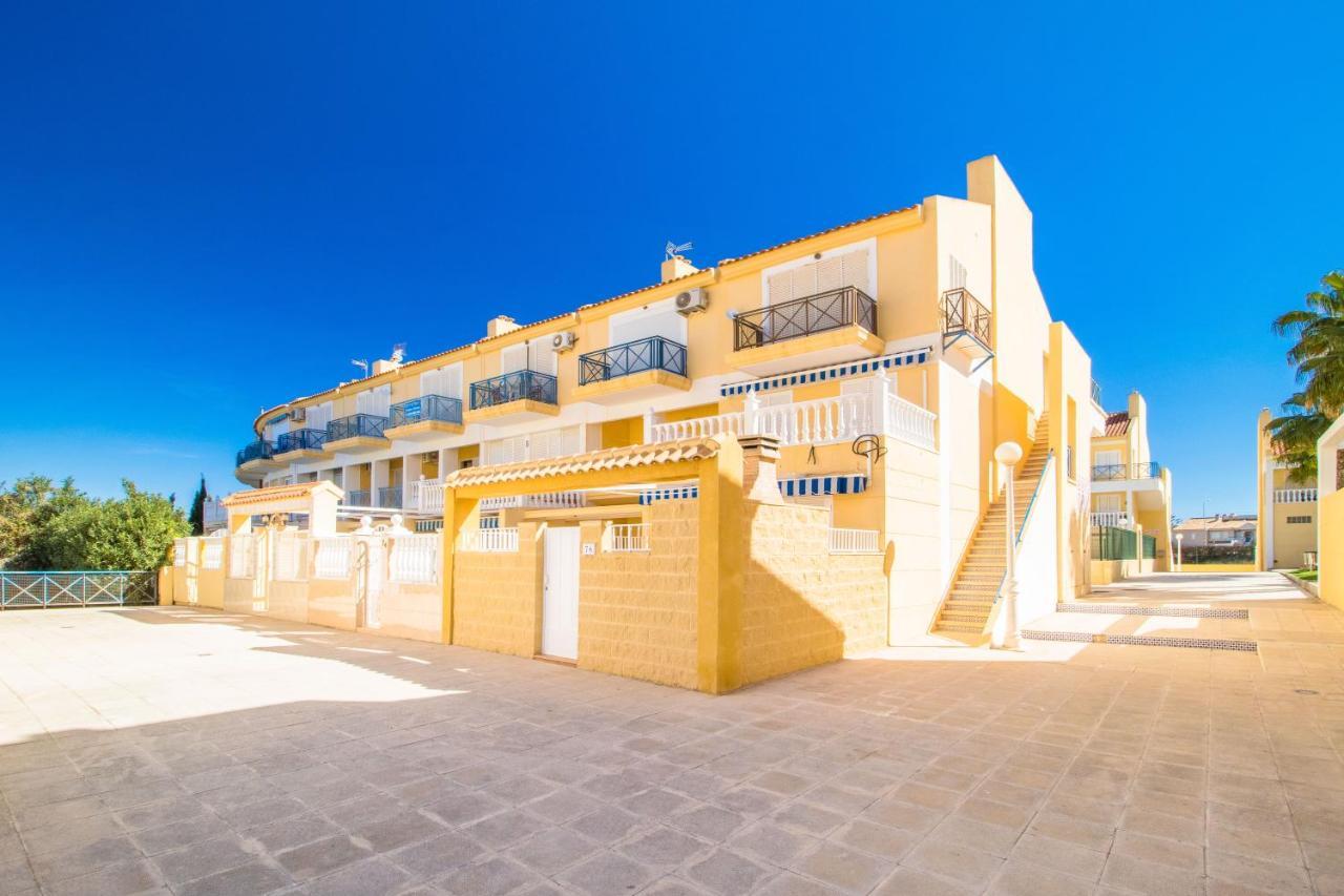 Nice House With Tennis Court,Sports And Playground 또레비에하 외부 사진