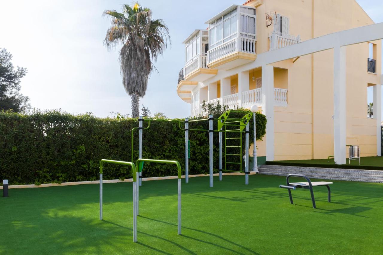 Nice House With Tennis Court,Sports And Playground 또레비에하 외부 사진